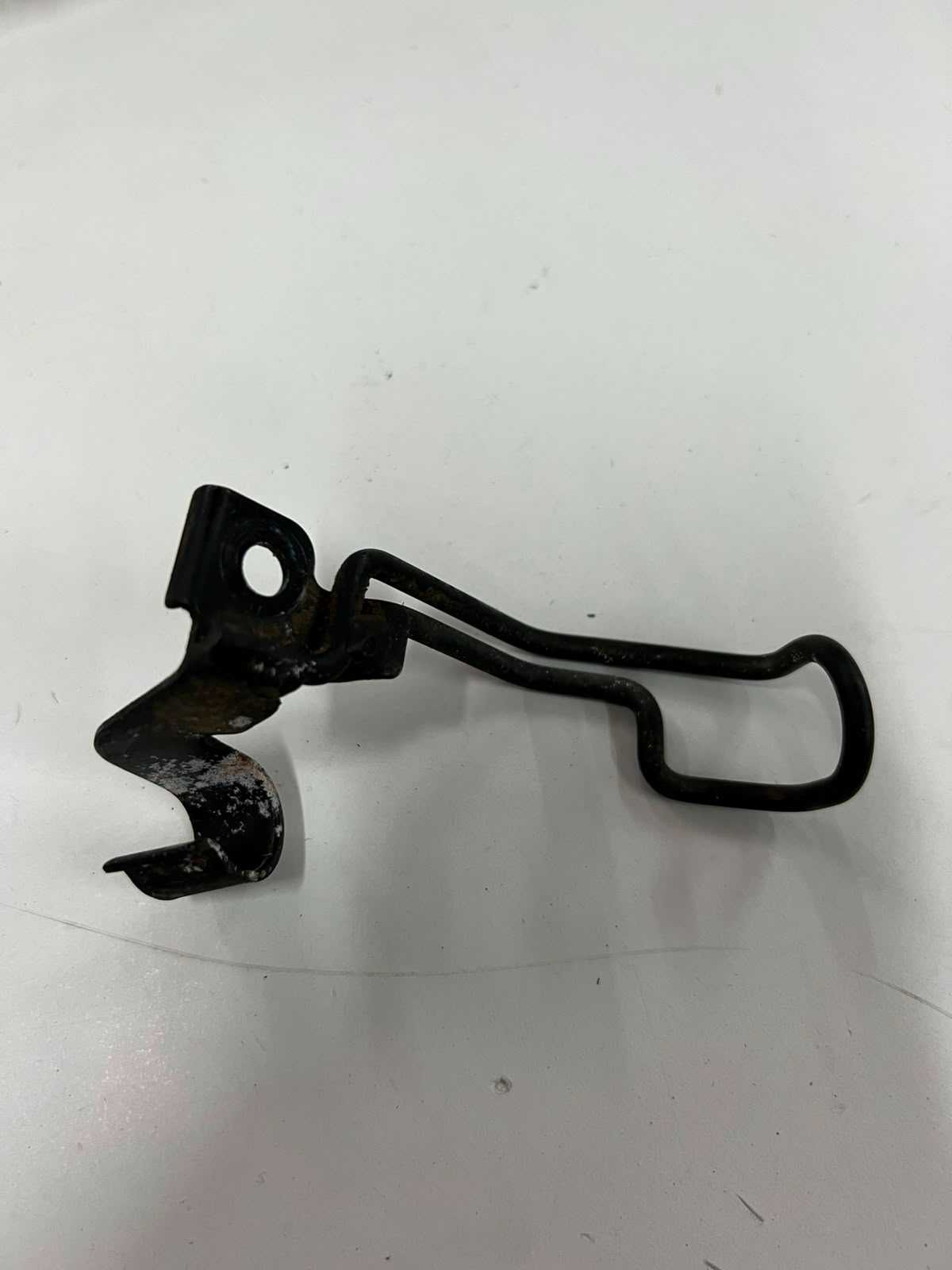 SUPORTE MANGUEIRA FREIO 2 FLEXÍVEL YAMAHA NEO 2008 A 2012